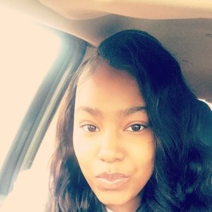 Meet your Posher, Ellen